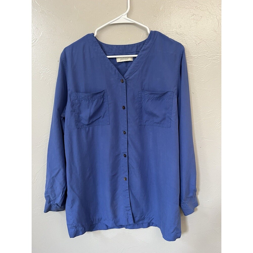 90s Lord & Taylor Silk Blue Button Down Blouse Tailored Size Medium Shirt Top
